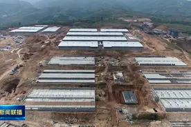 国庆假期，十堰各地重大项目加快施工赶进度图片