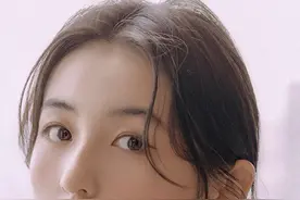 “国民妹妹”长大了！褪去婴儿肥的张子枫气质飞升更是仙气飘飘图片