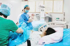 顺产的女人，比剖腹产更容易遭嫌弃？来听听男人们怎么说图片