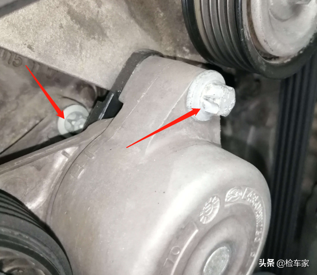 为啥奔驰S400L30万都没人买？网友：换块电池10万，爱得起伤不起