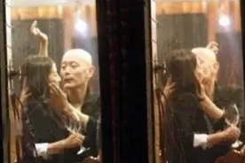 赵薇早年"不雅照"被疯传，葛优：说个悄悄话而已，别大惊小怪图片