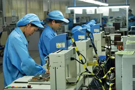 从工友到搭伙夫妻，最后曲终人散图片