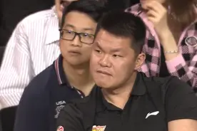 赵睿曝出朱芳雨1个黑料！朱芳雨24字霸气回应，无愧CBA的传奇图片