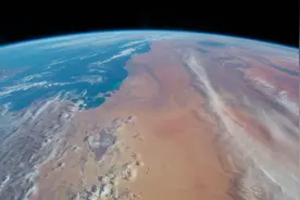 太阳的寿命为100亿年，地球的寿命有多少呢？图片