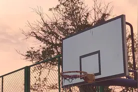 青春没有喂狗「二十六」图片