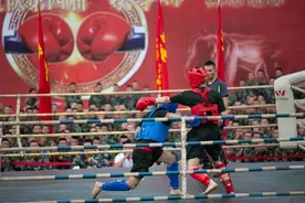 热血沸腾！打卡兵哥哥搏击、刺杀对抗赛场图片