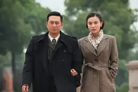 同样是张嘉译主演的谍战剧，为何《悬崖》和《借枪》水平相差巨大图片