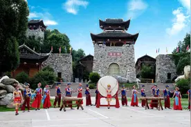 浅秋，重游锦里沟图片