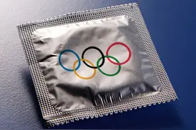 奥运会发几十万安全套，中国队有人拿吗？王濛：他箱子都塞满了吧图片