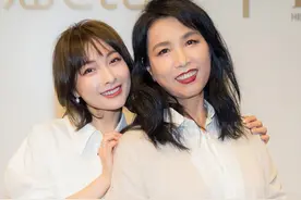 对比图有！女明星的妈妈，年轻时果然都是大美人，基因太强大了图片