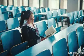 “奔四”的80后，你班里的第一名和倒数第一都混成什么样子了？图片