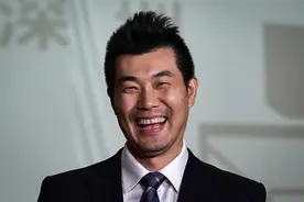 预言广东90%几率夺冠被狂喷！王仕鹏发260字长文，怒怼键盘侠图片