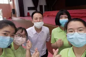 42人的班级一本上线高达35人，他不断地给学生传递信心图片