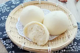 蒸馒头，记住“3次醒发”，很多人只醒了一次，难怪馒头发硬塌陷图片