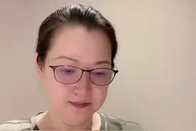 赵本山老婆承认女儿整容，称反对其打针，球球自曝花30万做鼻子图片