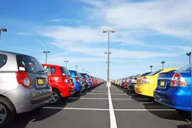 夏天停车注意了！这4个地方尽量别停，很伤车图片