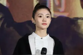 谋女郎-5度光腿算什么？龙女郎曾-30度赤身躺地拍戏3小时图片