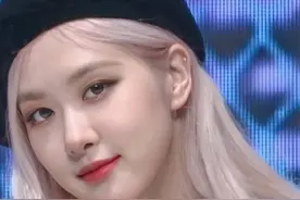 曝朴彩英捡漏代言，品牌方曾接触LISA，排除智秀Jennie后才轮到她图片