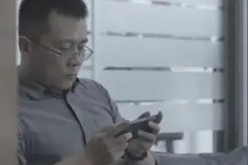 他们玩游戏，不光是为了自己爽图片