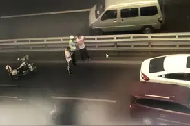 发生事故长时间未撤离造成交通拥堵将受到处罚…图片