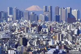 广场协议：日本失去的20年，经济陷入泥潭图片