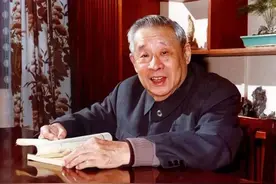 廖承志给蒋经国写信呼吁统一，却收到宋美龄回的八个字，令人痛心图片