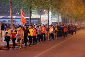 暴走队还是扰民队？南阳人，说说你的看法图片