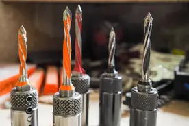 为什么钻头要区分黑色、白色、黄色，有什么不同？到底哪种更好？图片