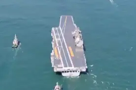 印度航母甲板有没有必要全部做防滑涂层？图片