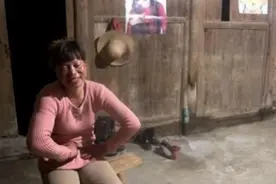 双性女子苦难生活，恨父亲为省几百块，让她不男不女几十年图片