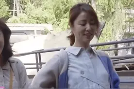 44岁林心如复出拍戏疑怀孕，肚大如萝孕味满满，曾自曝被催生二胎图片