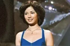 “顶流港姐”钟楚红的退圈之谜图片