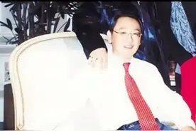 汤君年：卖窗帘起家，投资6亿建房800套，如今每套价值过亿图片