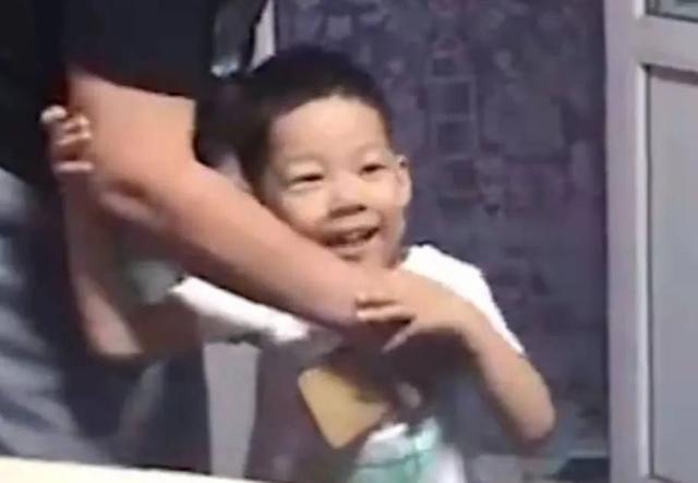 “妈妈，我能看捷德奥特曼吗？”这是我听过最聪明的回答