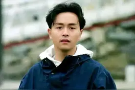 长相酷似张国荣的陈志朋翻红，与前辈撞脸的男星们，境况大不相同图片