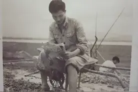 李国旗 哭舅图片