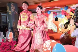侄儿的婚礼图片