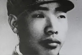 救了12名民兵的王杰：险些被误会和埋没的英雄，毛主席为他题词图片