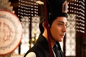 嬴政是吕不韦之子么，他和吕不韦有何关系？图片