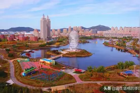 国庆节，辽宁一座海滨小城火了，这里环境好，房价低，很适合养老图片