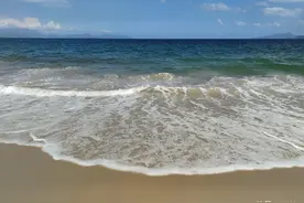 深圳免费沙滩系列，有多少人去过这个墓地旁边的野沙滩？图片