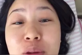 笑喷！广东一产妇让老公倒杯水，喝水时却发现水杯里还泡着说明书图片