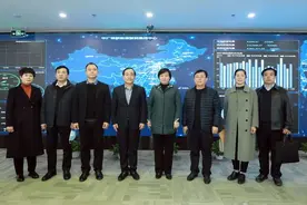 台前县长李志华率队赴北京中广核新能源科技有限公司实地考察并对接合作项目图片