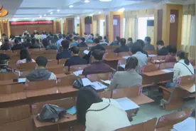 博白县行政事业单位国有资产办理产权证书业务培训会召开图片