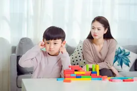 “有了二胎，我才知道孩子是什么样的”，颠覆认知的三个育儿道理图片
