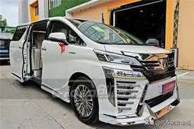 丰田威尔法个性内饰改装，看中深圳这家宝藏改装厂了图片