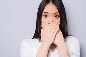 通过性传播的疾病主要有8种，“交友”广泛的人，可要留意了图片