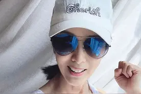 心中有爱处处风景！米雪晨跑致敬城市英雄，66岁倩男依然风情万种图片
