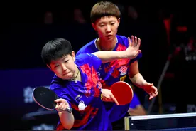 刘国梁不能双标，王曼昱4大成就回击质疑，孙颖莎不该比她资源多图片