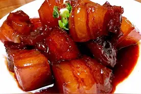 特色菜酒香稻草肉图片